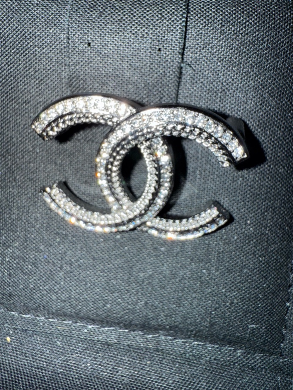 CHANEL Silver Crystal CC Logo Brooch - Picture 5 of 8